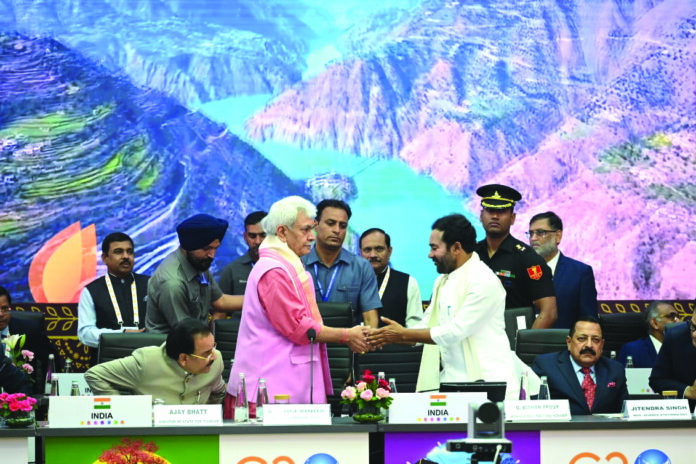 Presence-UN -Kashmir-Fish Eye