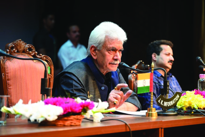 LG announces-10 kg-Fish Eye