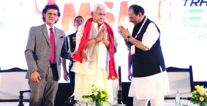 LG invites-J&K-Fish Eye