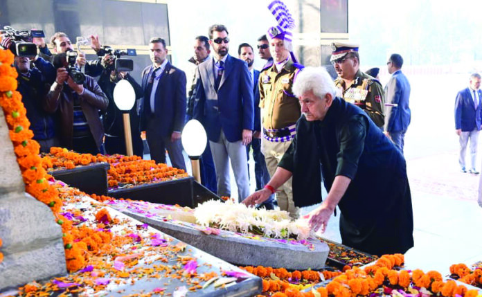 Nation-Bravery -cops-LG Sinha-Fish Eye