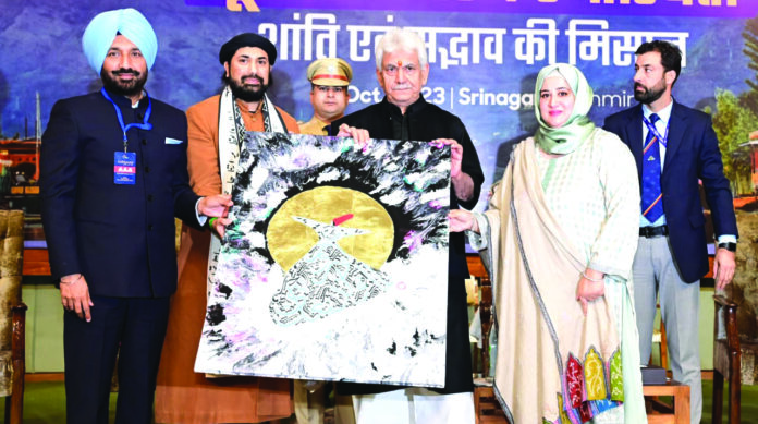 LG Sinha-Encourage-Social Equality-Fish Eye