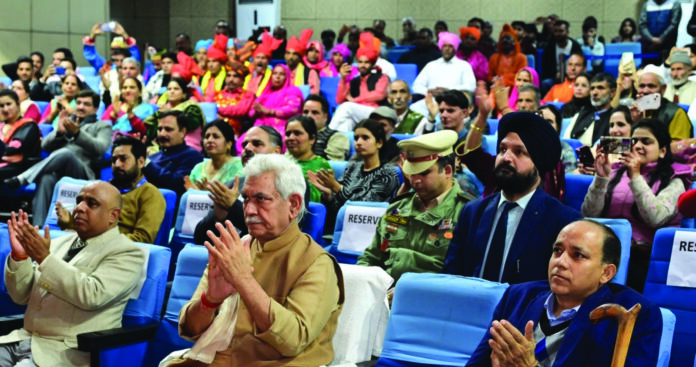 Govt committed-Budding Artists-Sinha-Fish Eye