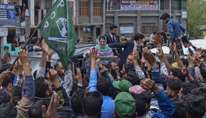Mehbooba-Mufti-Roadshow