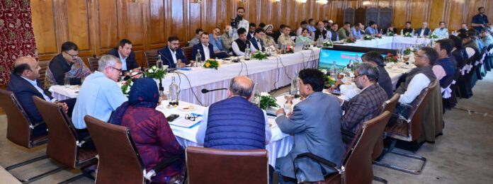 Need to promote, Kashmir’s , Destinations, Omar Abdullah, Fish Eye