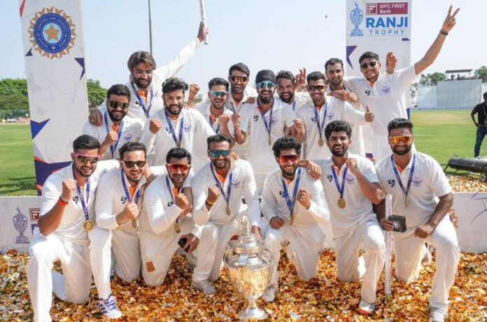 Abdullah-announces-Rs-2-crore-cash-reward-for-maiden-Ranji-Trophy-win-1