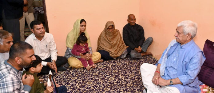 LG Sinha, Family, SSF Jawan, Road Accident, Jammu, Fish Eye