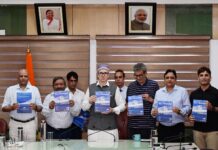 CM unveils ‘Six Seasons‘- Shishur magazine of J&K Tourism Department CM unveils, Six Seasons, J&K Tourism Department, Fish Eye