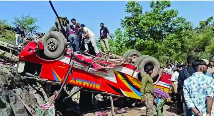 21 Dead, 51 Injured, Bus Rolls Down, Udhampur, Fish Eye