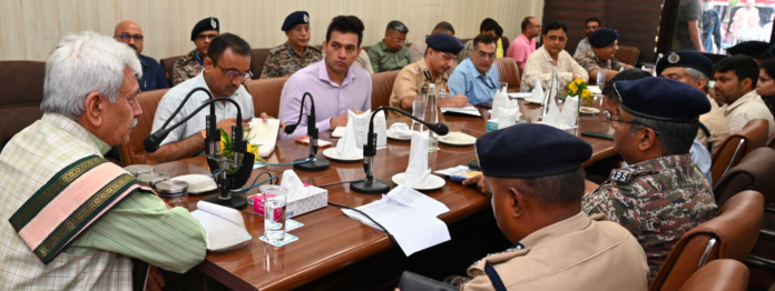 Amarnath ji Yatra, Ensuring smooth, Pilgrims top priority, LG Sinha, Fish Eye
