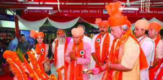 Amarnath Yatra Begins: LG Sinha flags off first pilgrim batch amid tight security Amarnath Yatra Begins, LG Sinha, Flags off, tight security, Fish Eye