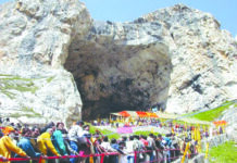 Amarnath Yatra: Pilgrim count nears 2 lakh; 8,150 arrive in Kashmir Amarnath Yatra, Pilgrim , 2 lakh, Kashmir, Fish Eye
