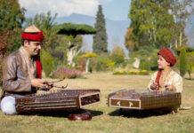 Four Generations of Mastery : The Santoor Tradition Thrives in Kashmir Four Generations, Mastery, The Santoor Tradition, Thrives Kashmir, Fish Eye