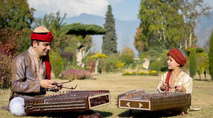 Four Generations of Mastery : The Santoor Tradition Thrives in Kashmir Four Generations, Mastery, The Santoor Tradition, Thrives Kashmir, Fish Eye